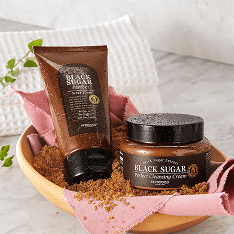 SKINFOOD Black Sugar Perfect Scrub Foam