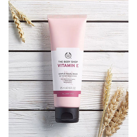 The Body Shop Vitamin E Gentle Facial Wash